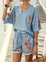 Compleu Cerasela Bleu cu Dungi Albe si Print Floral - imagine 4
