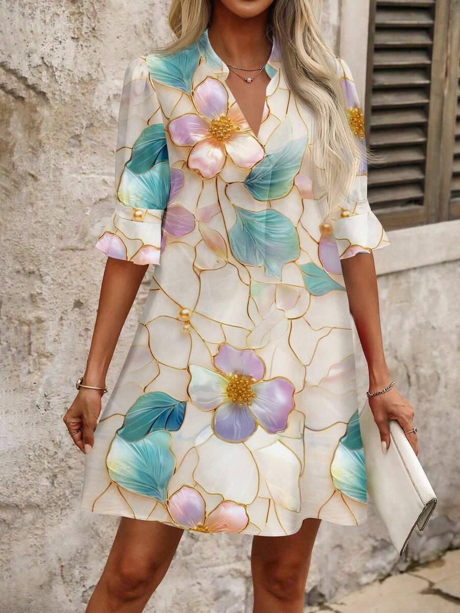 81 Rochie Scurta Milena Crem cu Flori Roz - imagine 1