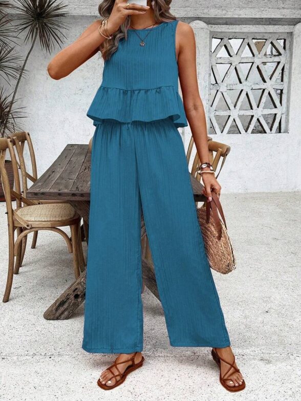 Compleu Dama Lizica Albastru format din Top si Pantaloni Lungi