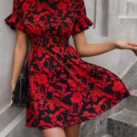 Rochie Scurta Dafna Rosie cu Print Floral Negru - imagine 5