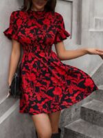 Rochie Scurta Dafna Rosie cu Print Floral Negru - imagine 4