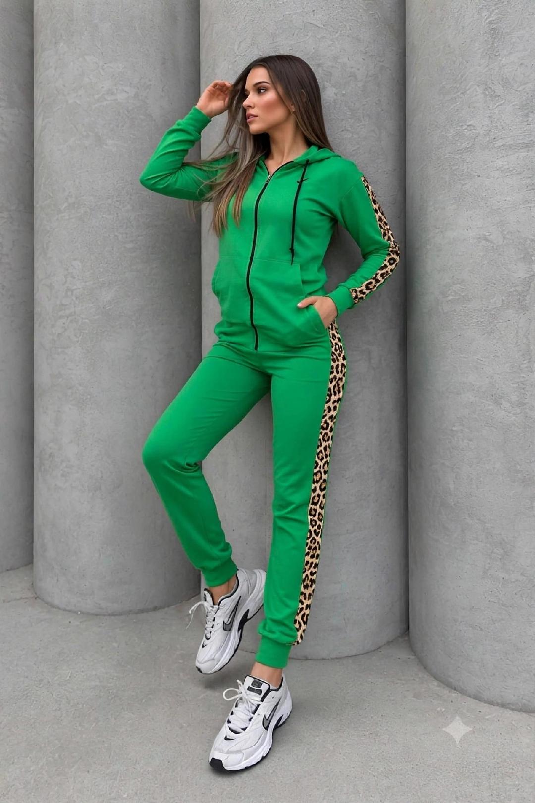 4873 Trening format din bluza cu fermoar si pantalon Emeline Verde - imagine 1