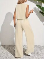 Compleu Ranesia Bej format din Vesta si Pantalon - imagine 2