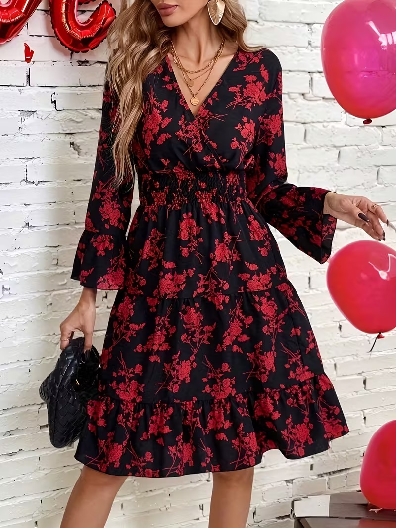 5712 Rochie Scurta Federica Neagra cu Print Floral Rosu - imagine 1