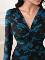 Rochie Lunga Marley Neagra cu Imprimeu Floral Albastru - imagine 3