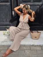 Compleu Creta Maro cu Dungi Albe format din Vesta si Pantalon - imagine 6