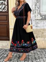Rochie Lunga Yasmin Neagra cu Print Floral Multicolor - Marimi Mari - imagine 6