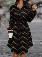 Rochie Scurta Jasmina Neagra cu Print Geometric Auriu - imagine 4