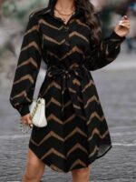 Rochie Scurta Jasmina Neagra cu Print Geometric Auriu
