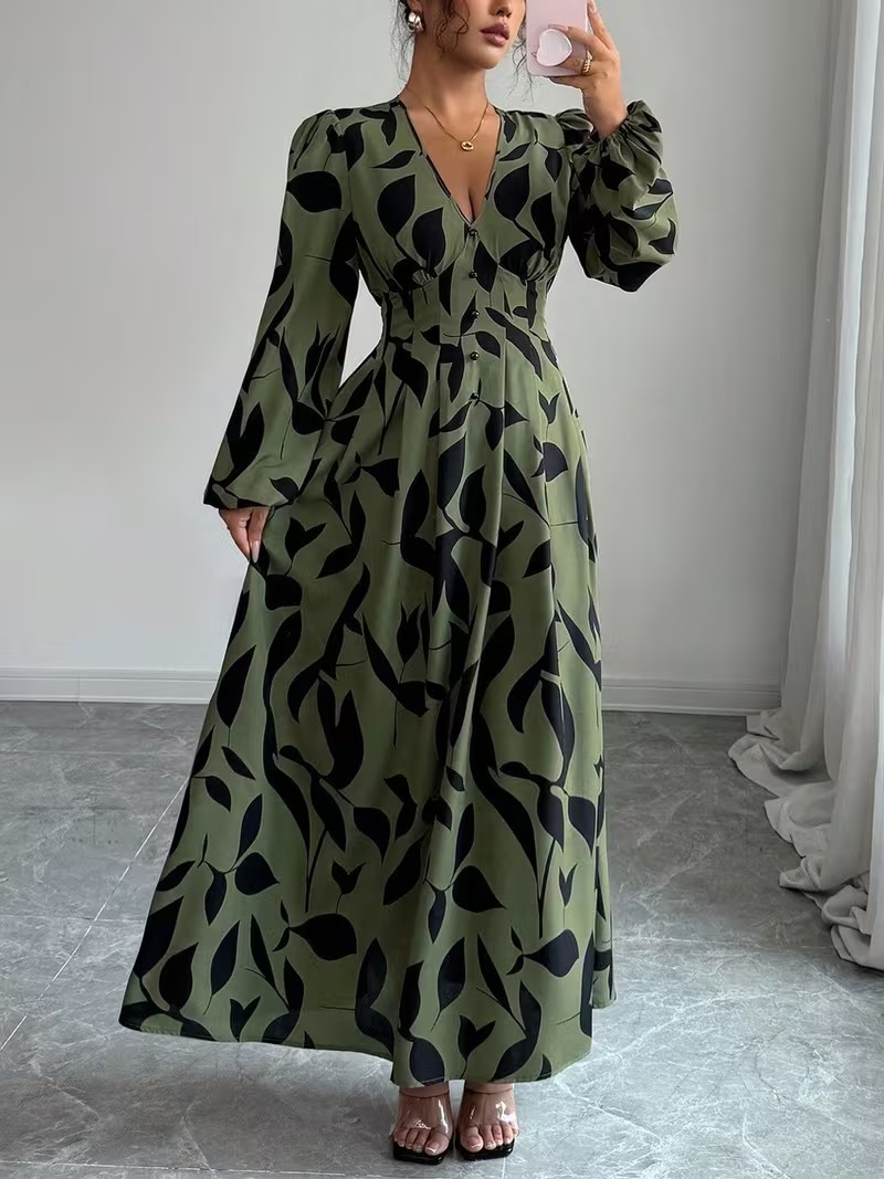 8129 Rochie Lunga Martha Khaki cu Print Frunze Negre - imagine 1