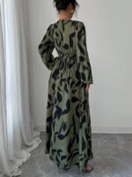 Rochie Lunga Martha Khaki cu Print Frunze Negre - imagine 2