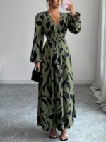 Rochie Lunga Martha Khaki cu Print Frunze Negre - imagine 3