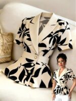 Jacheta Dama Madita Bej cu Print Tropical Negru