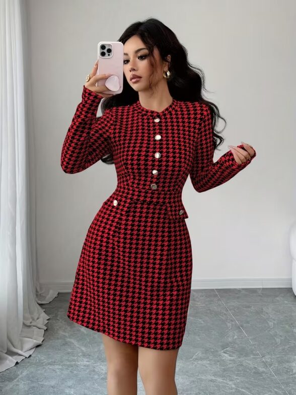 Rochie Scurta Telena Rosie cu Carouri Negre