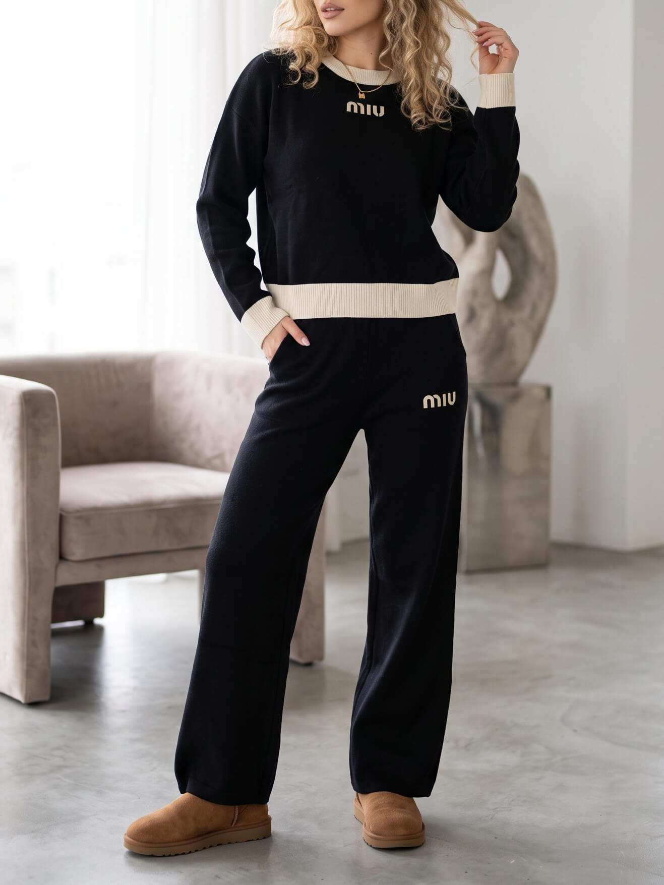 10495 (1) Compleu Tricotat cu Pantalon Elena Negru - imagine 1