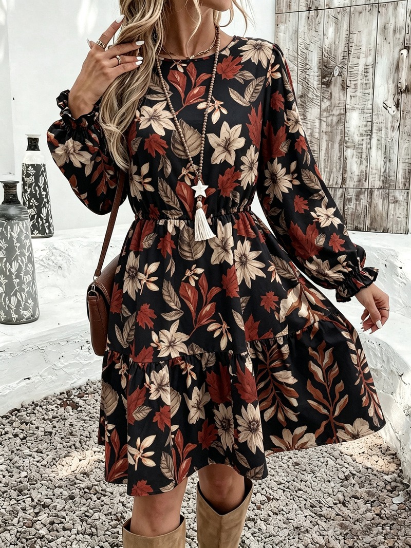 11021 Rochie Scurta Mathilda Neagra cu Print Flori Bej - imagine 1