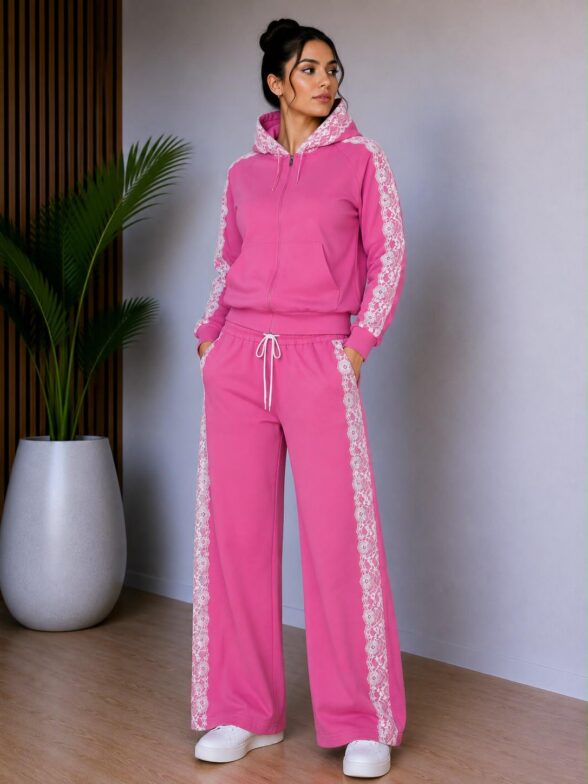 Trening format din bluza cu fermoar si pantalon Armela Roz cu Dantela