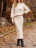 Compleu Tricotat format din Rochie fara Maneci si Bluza Andreea Bej